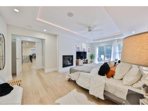 200 Chartwell Road, Oakville, ON - Indoor Photo Showing Bedroom