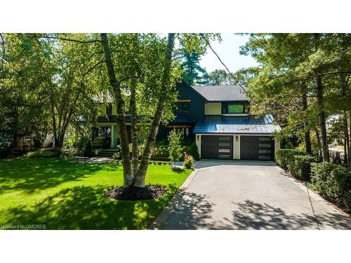 200 Chartwell Road, Oakville, ON - Outdoor With Facade