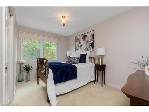 183 All Saints Crescent, Oakville, ON 