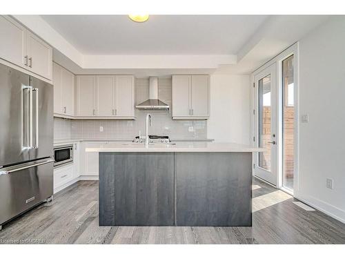 1-2273 Turnberry Road, Burlington, ON - Indoor Photo Showing Kitchen