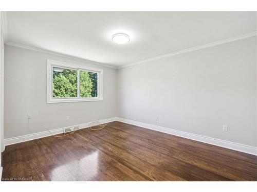 38 Ameer Drive, St. Catharines, ON - Indoor Photo Showing Other Room