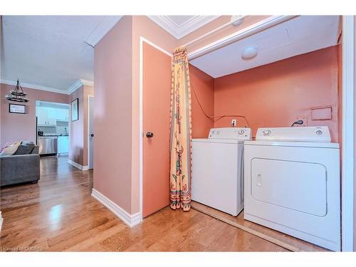 211-500 Green Road, Stoney Creek, ON - Indoor Photo Showing Laundry Room