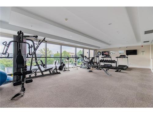 313-128 Garden Drive, Oakville, ON - Indoor Photo Showing Gym Room