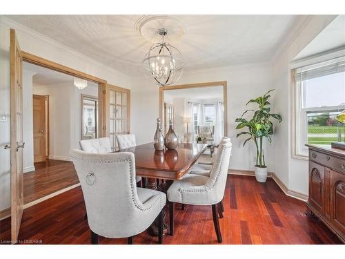 2227 Headon Road, Burlington, ON - Indoor Photo Showing Dining Room