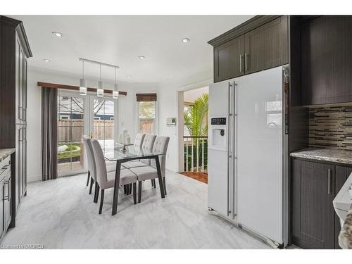 2227 Headon Road, Burlington, ON - Indoor Photo Showing Dining Room