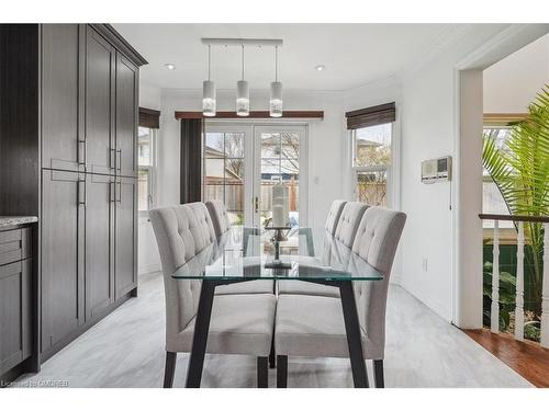 2227 Headon Road, Burlington, ON - Indoor Photo Showing Dining Room