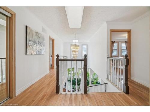 2227 Headon Road, Burlington, ON - Indoor Photo Showing Other Room