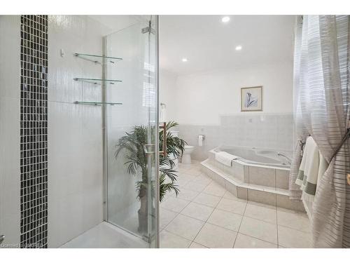 2227 Headon Road, Burlington, ON - Indoor Photo Showing Bathroom