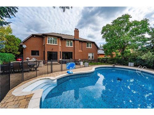 1340 Greeneagle Drive, Oakville, ON 