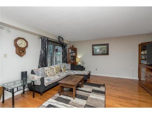 76 John Street, Georgetown, ON - Indoor Photo Showing Living Room