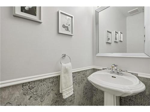 1008 Glenbrook Avenue, Oakville, ON - Indoor Photo Showing Bathroom