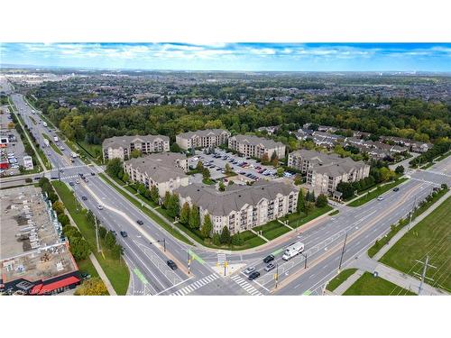 401-2035 Appleby Line, Burlington, ON - Outdoor With View