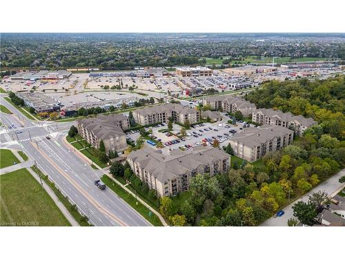 401-2035 Appleby Line, Burlington, ON - Outdoor With View