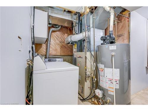 35 Pauline Crescent, Brampton, ON - Indoor Photo Showing Basement