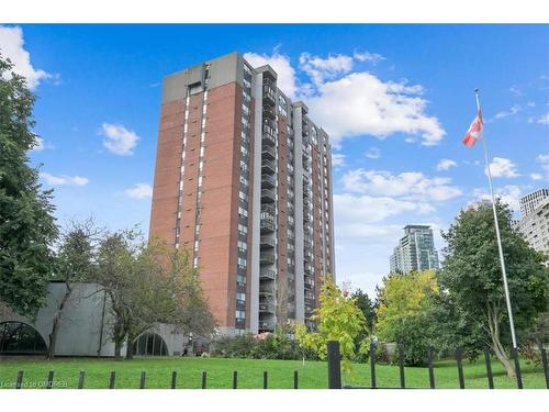 901-20 Mississ Vly Blvd, Mississauga, ON - Outdoor With Balcony With Facade