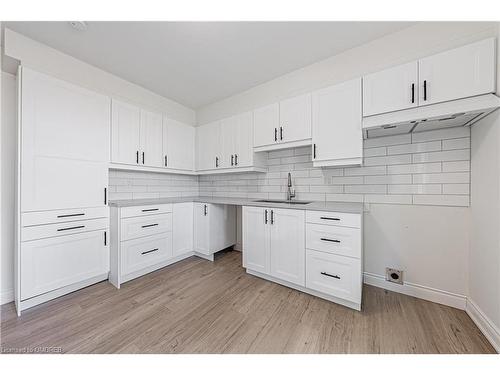 59-479 Ontario Street N, Milton, ON - Indoor Photo Showing Kitchen