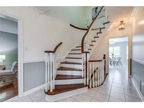 2303 Hilltop Lane, Oakville, ON 