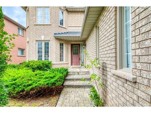 2303 Hilltop Lane, Oakville, ON 