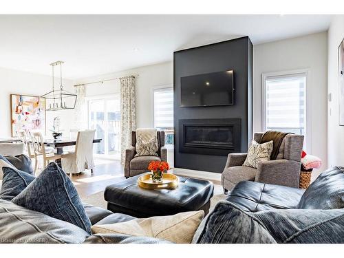 33 Emeny Lane, Guelph, ON - Indoor Photo Showing Living Room With Fireplace