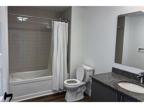 511-103 Roger Street, Waterloo, ON - Indoor Photo Showing Bathroom