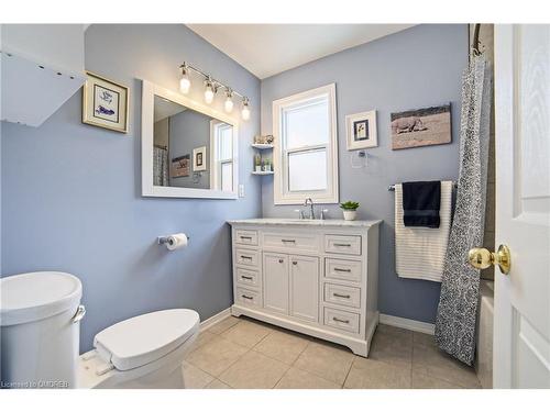 101 Mcarthur Avenue, Welland, ON - Indoor Photo Showing Bathroom