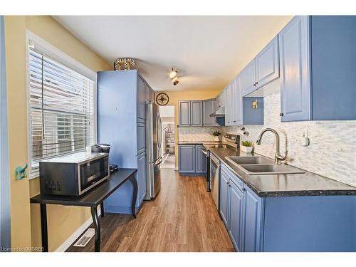 101 Mcarthur Avenue, Welland, ON - Indoor Photo Showing Kitchen With Stainless Steel Kitchen With Double Sink With Upgraded Kitchen