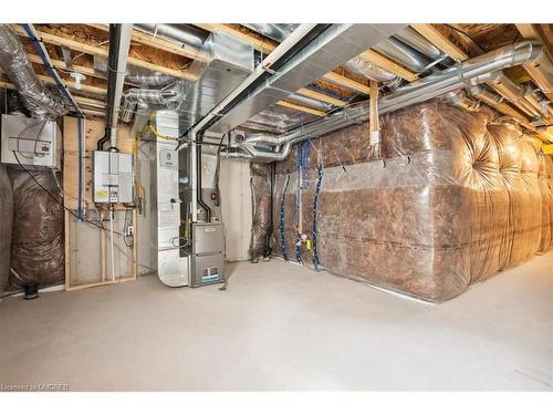 59-2273 Turnberry Road, Burlington, ON - Indoor Photo Showing Basement