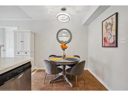 2403 Emerson Drive, Burlington, ON - Indoor Photo Showing Dining Room