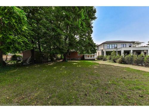 2303 Courtland Drive, Burlington, ON 