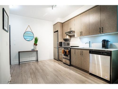 711-212 King William Street, Hamilton, ON - Indoor Photo Showing Kitchen With Stainless Steel Kitchen