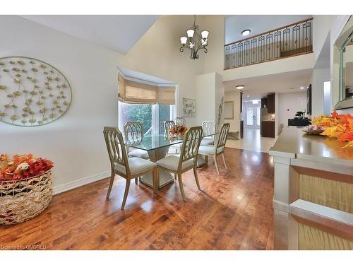 2304 Sovereign Street, Oakville, ON - Indoor Photo Showing Dining Room