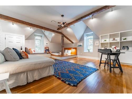 1 Springhill Street, Hamilton, ON - Indoor Photo Showing Bedroom