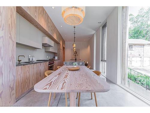 1 Springhill Street, Hamilton, ON - Indoor Photo Showing Dining Room