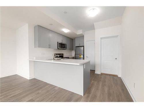 204-160 Densmore Road, Cobourg, ON - Indoor Photo Showing Kitchen