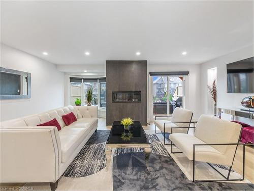 97 Edgewater Drive, Hamilton, ON - Indoor Photo Showing Living Room With Fireplace