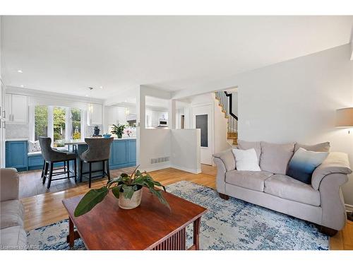 25 Manorcrest Street, Brampton, ON - Indoor Photo Showing Living Room