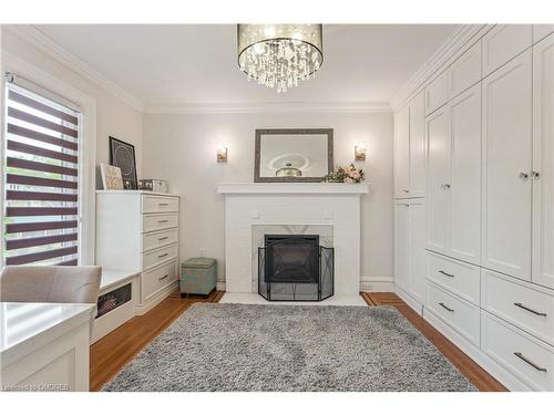 972 Montclair Avenue, Hamilton, ON - Indoor With Fireplace