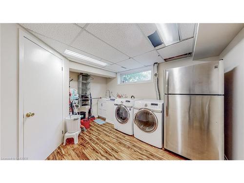 2257 Devon Road, Oakville, ON - Indoor Photo Showing Laundry Room