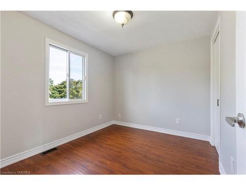 A-521 Rosemeadow Crescent, Waterloo, ON - Indoor Photo Showing Other Room