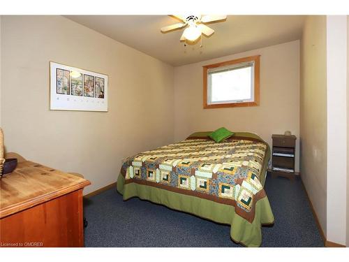 1950 River Road Road W, Wasaga Beach, ON - Indoor Photo Showing Bedroom