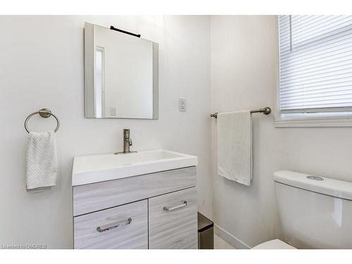 50 Beamer Avenue, St. Catharines, ON - Indoor Photo Showing Bathroom