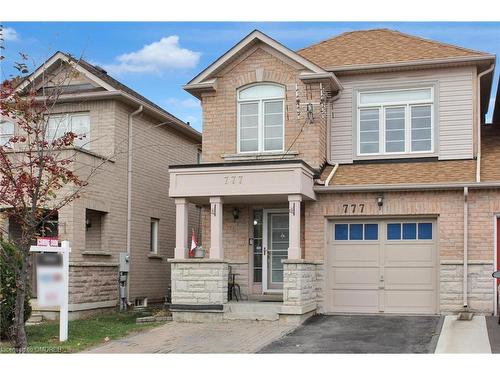 777 Gleeson Road, Milton, ON - Outdoor With Facade