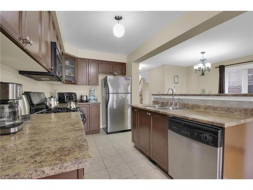 777 Gleeson Road, Milton, ON - Indoor Photo Showing Kitchen With Stainless Steel Kitchen With Double Sink