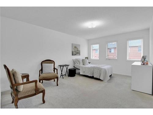 777 Gleeson Road, Milton, ON - Indoor Photo Showing Bedroom