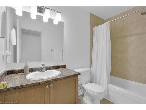 777 Gleeson Road, Milton, ON - Indoor Photo Showing Bathroom