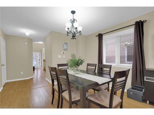 777 Gleeson Road, Milton, ON - Indoor Photo Showing Dining Room