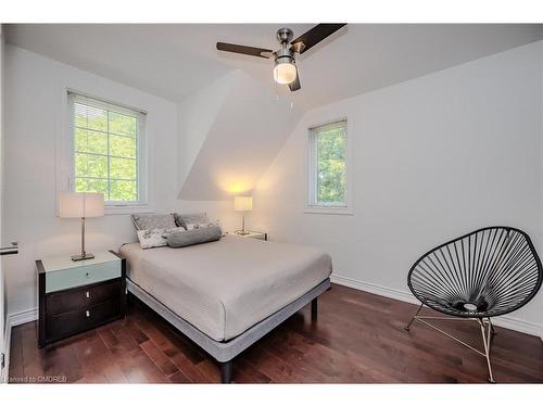 76 Brock Street, Oakville, ON - Indoor Photo Showing Bedroom