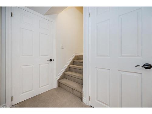 5181 Blue Spruce Avenue, Burlington, ON - Indoor Photo Showing Other Room