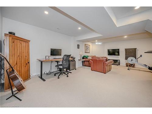 5181 Blue Spruce Avenue, Burlington, ON - Indoor Photo Showing Other Room