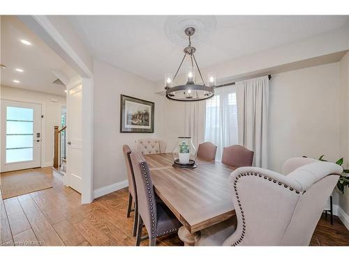 5181 Blue Spruce Avenue, Burlington, ON - Indoor Photo Showing Dining Room